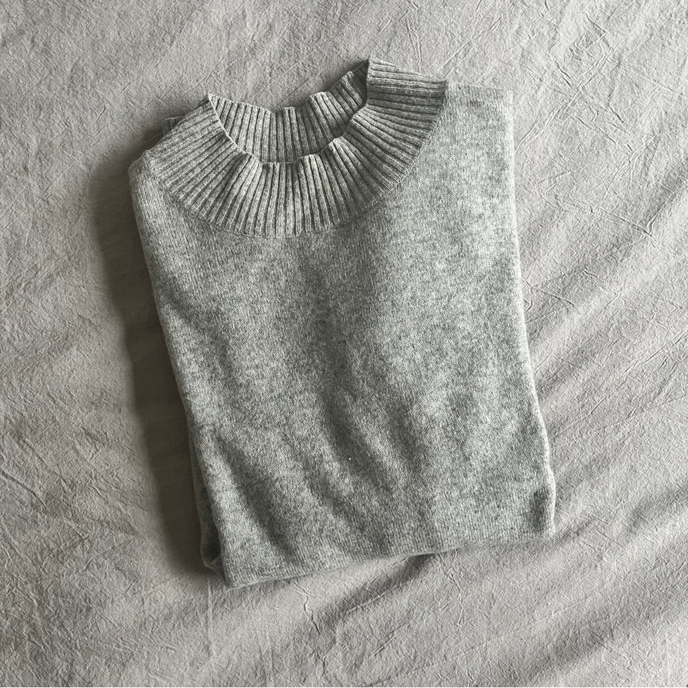 Vintage Cashmere Short Sleeve Shirt Mock Neck Light Grey Size M
